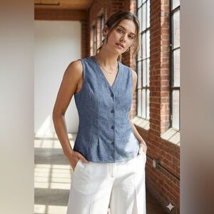 DKNY Linen Blend Tailored Vest Top Size M Sleeveless V-Neck Button Front